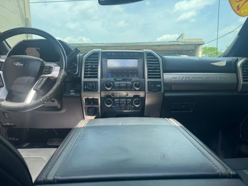Used 2020 Ford F250 Platinum AWD/4WD image 24