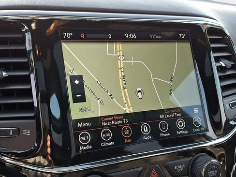 Used 2021 Jeep Grand Cherokee Overland image 24