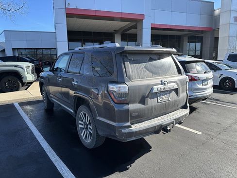 Used 2018 Toyota 4Runner Limited image 10