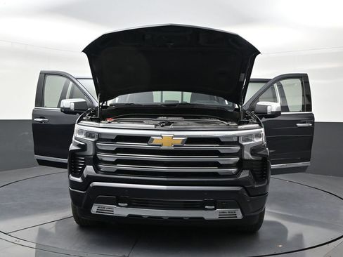 Used 2023 Chevrolet Silverado 1500 High Country w/ Technology Package RWD image 33