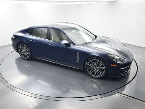 Certified 2023 Porsche Panamera Platinum Edition RWD image 43