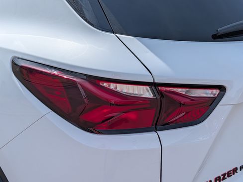 Used 2021 Chevrolet Blazer LT w/ Redline Edition image 16