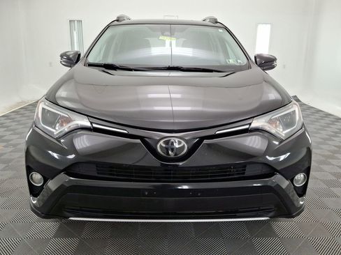 Used 2018 Toyota RAV4 XLE w/ Plus Extra Value Package AWD/4WD image 28