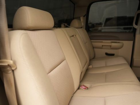 Used 2014 GMC Sierra 2500 SLE image 16