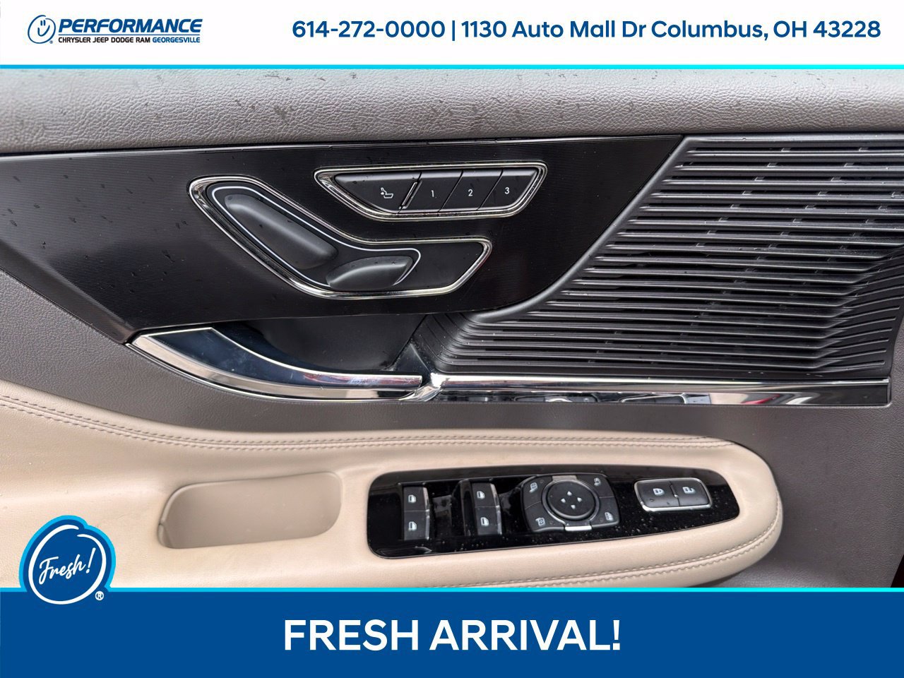 Used 2022 Lincoln Corsair Reserve w/ Equipment Group 201A AWD/4WD image 17