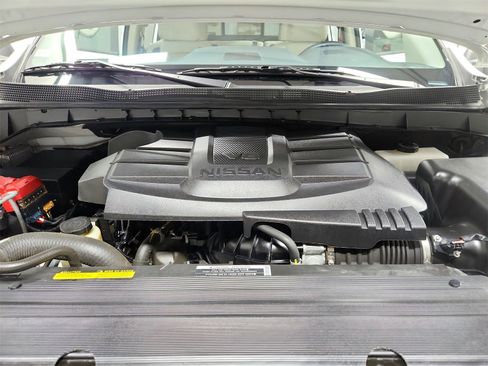 Used 2023 Nissan Titan SV w/ Accessory Utility Package image 17