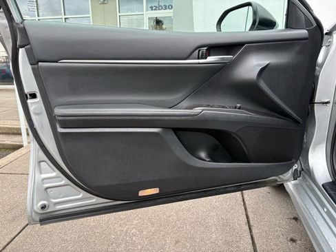 Used 2024 Toyota Camry XSE image 11