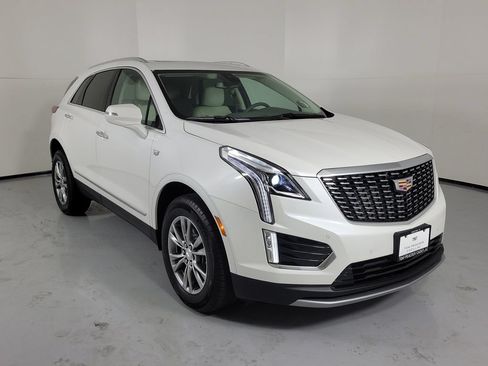 Used 2022 Cadillac XT5 Premium Luxury FWD image 1