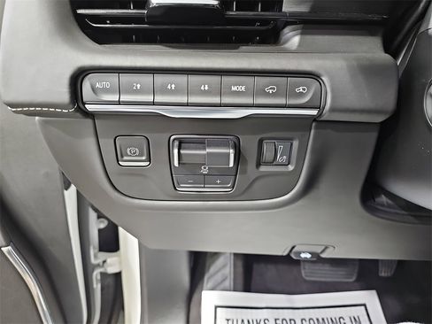 Used 2022 Cadillac Escalade Sport Platinum w/ LPO, ONYX Package image 33