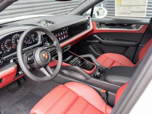 New 2026 Porsche Cayenne E-Hybrid Coupe AWD/4WD image 5
