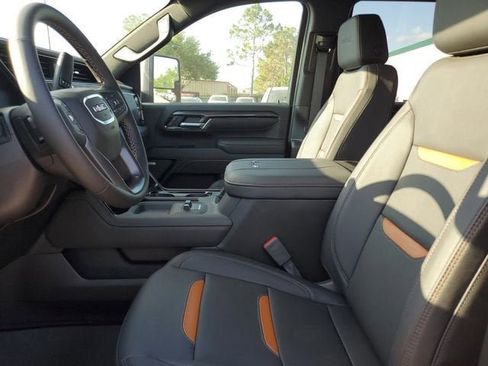New 2026 GMC Sierra 3500 AT4 w/ AT4 Premium Plus Package AWD/4WD image 20