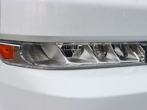 Used 2023 Chevrolet Brightdrop 600 w/ Active Safety Package 2 image 7