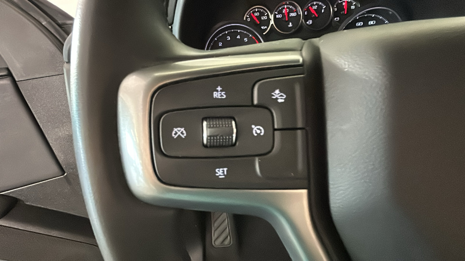Used 2024 Chevrolet Suburban LS w/ Driver Alert Package AWD/4WD image 19