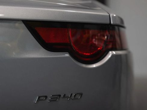 Used 2020 Jaguar F-TYPE Convertible RWD image 8