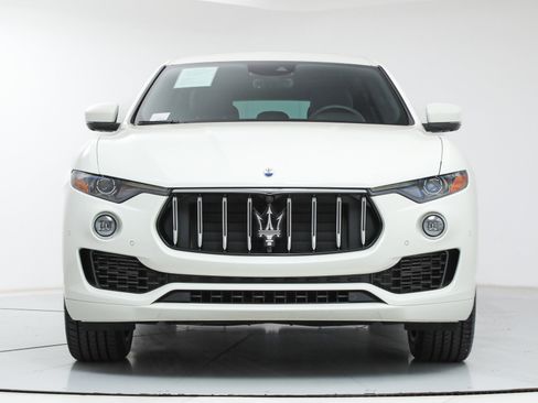 Certified 2023 Maserati Levante GT image 8