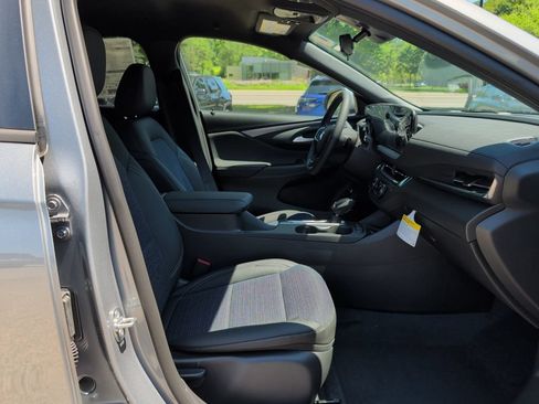 New 2026 Buick Envista Preferred w/ Convenience I Package FWD image 42