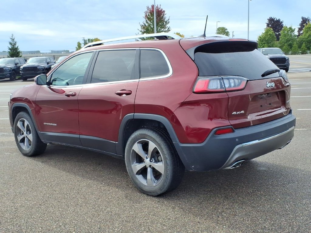 Used 2019 Jeep Cherokee Limited AWD/4WD image 6