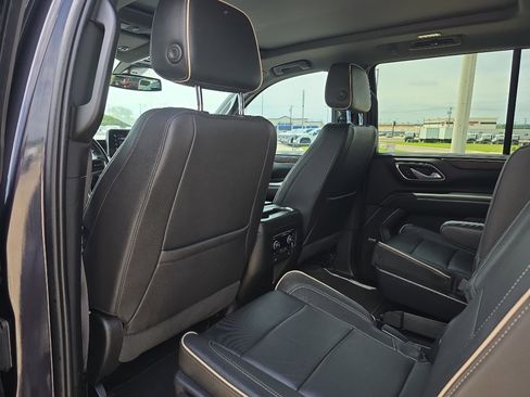 Used 2022 Chevrolet Tahoe Premier w/ Texas Edition AWD/4WD image 16