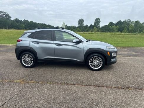Used 2021 Hyundai Kona SEL FWD image 8