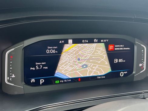 Used 2022 Volkswagen Taos SEL w/ Panoramic Sunroof Package image 21