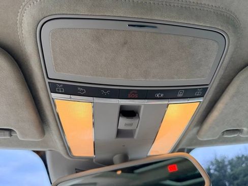 Used 2011 Mercedes-Benz S 600 image 36