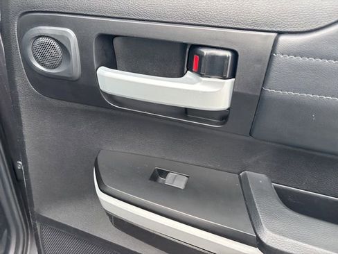 Used 2021 Toyota Tundra Limited w/ Limited Premium Package image 15