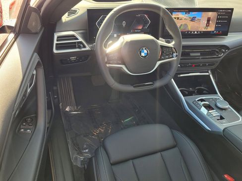 Used 2025 BMW 230i Coupe w/ Premium Package image 12