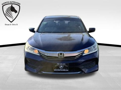 Used 2017 Honda Accord LX image 2