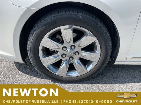 Used 2010 Buick LaCrosse CXS FWD image 16