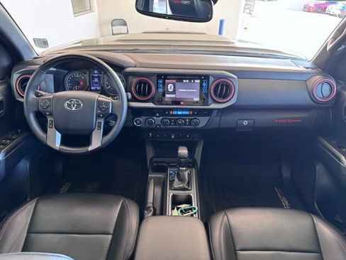 Used 2019 Toyota Tacoma TRD Pro AWD/4WD image 13