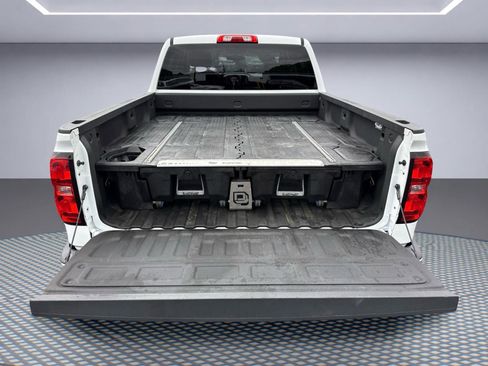 Used 2018 Chevrolet Silverado 1500 LT w/ All Star Edition image 9