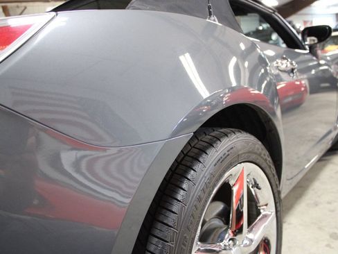 Used 2009 Saturn Sky Red Line RWD image 12