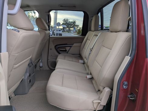 Used 2015 Nissan Titan SV w/ SV Value Truck Package image 13