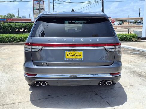 Used 2023 Lincoln Aviator Reserve w/ Equipment Group 201A RWD image 5