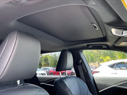 Used 2025 Lexus RX 350 Premium w/ Accessory Package (Z1) FWD image 14