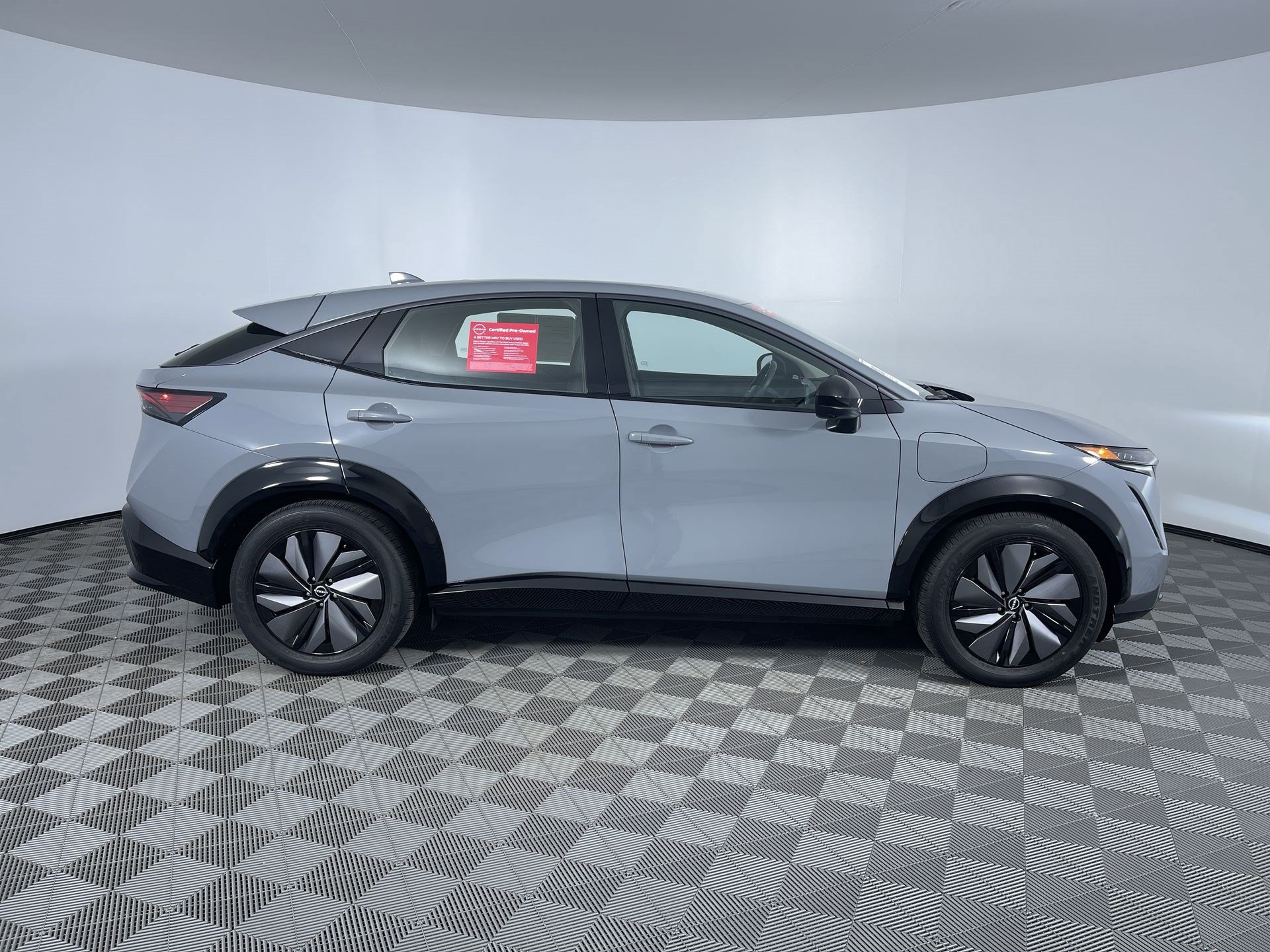 Certified 2024 Nissan Ariya AWD image 10
