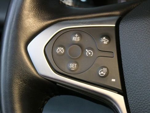 Used 2022 Chevrolet Traverse RS AWD/4WD image 23