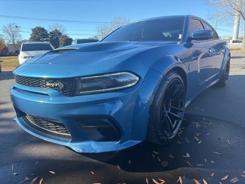 Used 2020 Dodge Charger SRT Hellcat w/ Navigation & Travel Group image 7
