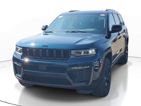 New 2026 Jeep Grand Cherokee L Limited w/ Limited Altitude Package AWD/4WD image 2