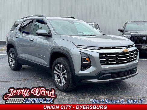 Used 2026 Chevrolet Equinox LT w/ Convenience Package II FWD image 1