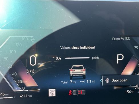 Used 2025 BMW X1 xDrive28i w/ Technology Package image 15