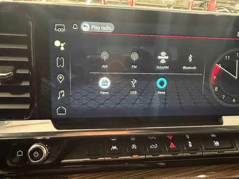 Used 2024 GMC Sierra 1500 Elevation AWD/4WD image 18