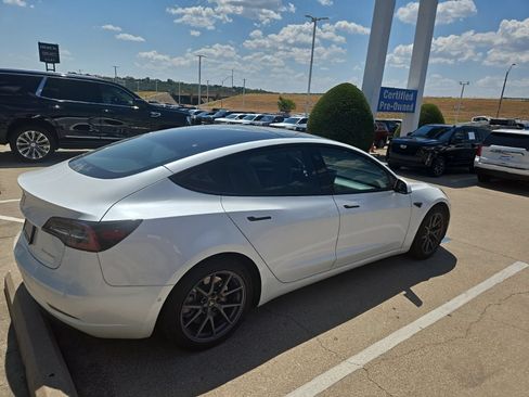 Used 2021 Tesla Model 3 Long Range AWD/4WD image 5