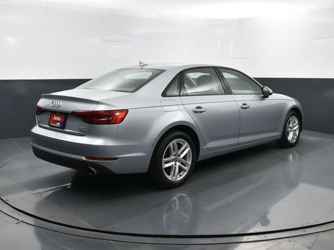 Used 2017 Audi A4 2.0T Premium image 29