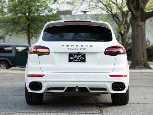 Used 2017 Porsche Cayenne GTS image 8