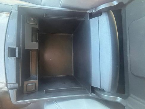 Used 2018 Chevrolet Tahoe LT AWD/4WD image 18