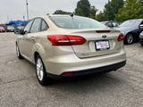 Used 2017 Ford Focus SE image 5