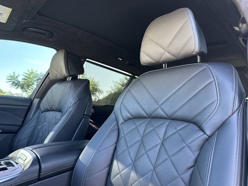 Certified 2023 BMW X7 xDrive40i w/ M Sport Package image 18