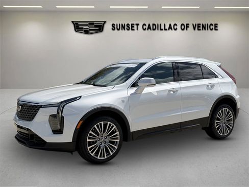 Certified 2024 Cadillac XT4 Premium Luxury image 7