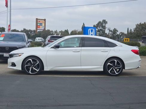 Used 2021 Honda Accord Sport image 7